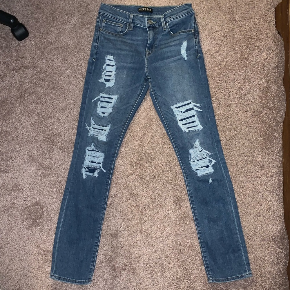 Express Distressed Jeans - Picture 3 of 5